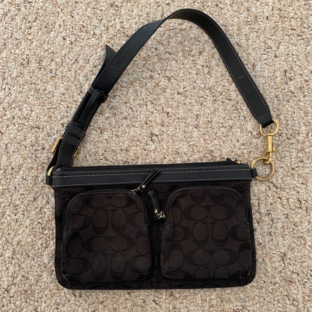 COACH Signature Fanny Pack Purse (Black)